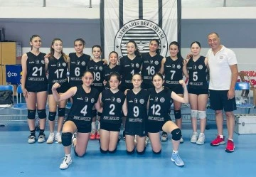 MARMARİSLİ VOLEYBOLCULARIN BÜYÜK BAŞARISI