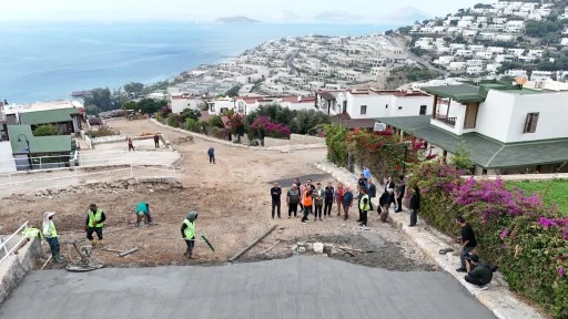 BODRUM CADDE VE SOKAKLARINDA BAKIM VE ONARIM HIZ KESMİYOR