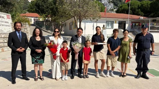 MARMARİS&rsquo;TE KARNE HEYECANINA PROTOKOL DE ORTAK OLDU