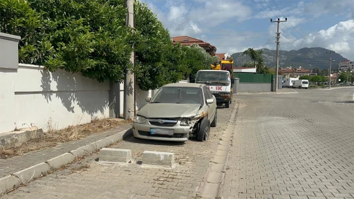 Marmaris&rsquo;te hurda ara&ccedil; işgali&nbsp;