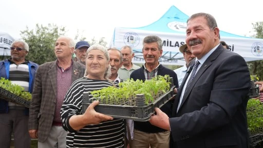 300 ÜRETİCİYE ATA TOHUMU DAĞITILDI
