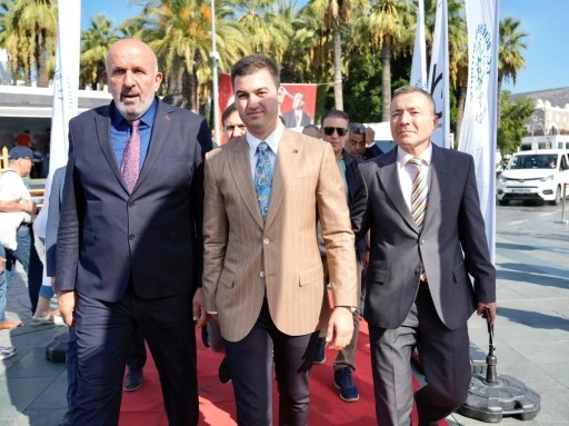 BAŞKAN MANDALİNCİ, TÜRKİYE MUHTARLAR KONFEDERASYONU HEYETİNİ AĞIRLADI