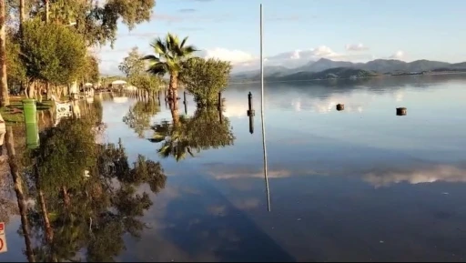 Nam Nam ve Yuvarlak Çayı’nın taşıdığı sular Köyceğiz Gölü’nü taşırdı
