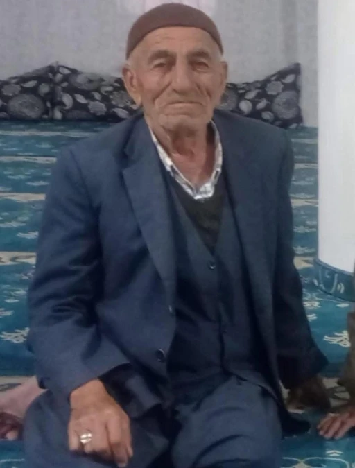 Namazdan çıkarken aracın çarptığı yaşlı adam hayatını kaybetti
