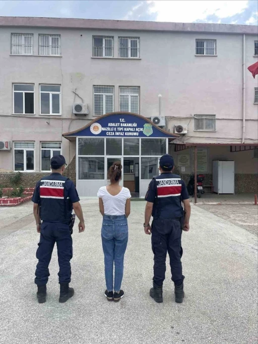 Nazilli&rsquo;de 16 yıl hapis cezası ile aranan h&uuml;k&uuml;ml&uuml; yakalandı
