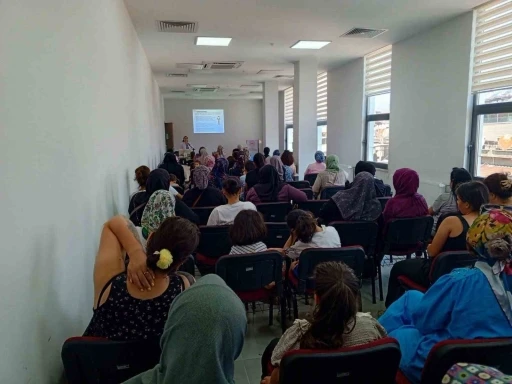 Nazilli&rsquo;de kadınlara y&ouml;nelik eğitim verildi
