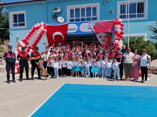 Nazilli’de karne sevinci
