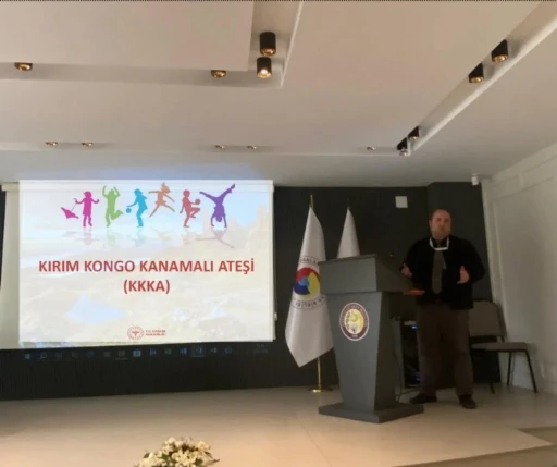 Nazilli&rsquo;de muhtarlar sigara ve kene kaynaklı hastalıklara karşı uyarı
