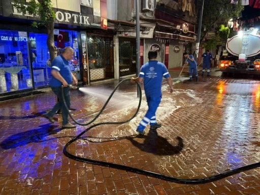 Nazilli Uzun &Ccedil;arşı B&uuml;y&uuml;kşehir ekipleriyle pırıl pırıl oldu

