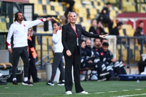 Necla G&uuml;ng&ouml;r Kıragası: "B Ligi&rsquo;nde artık tecr&uuml;beliyiz, şimdi daha iyisini yapmak istiyoruz"
