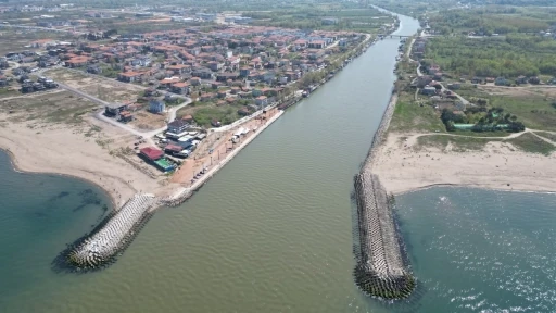 Nehrin denizle buluştuğu noktada çalışmalar törenle başladı
