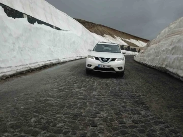 Nemrut’ta Mayıs’ta bile kar kalınlığı 5 metreyi buluyor
