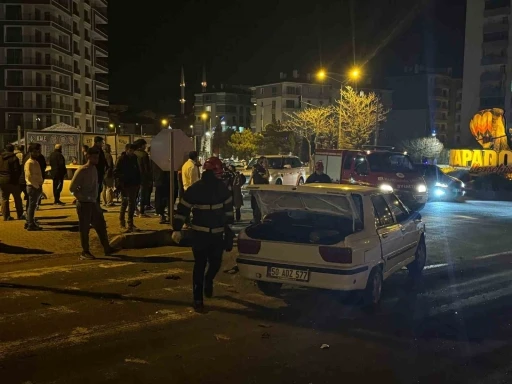 Nevşehir’de iki otomobil çarpıştı: 4 yaralı
