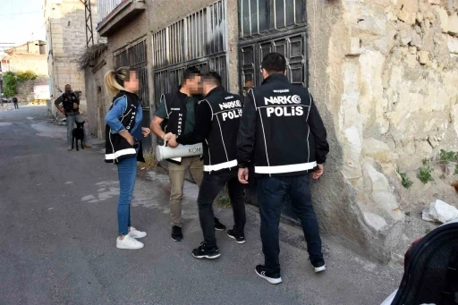 Nevşehir’deki narkotik operasyonunda 26 kişi tutuklandı
