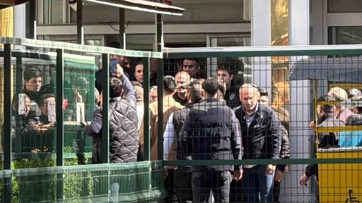 Nevzat Bahtiyar&rsquo;ın yeniden yargılanması: Mahkeme, G&uuml;ran ailesini dışarı &ccedil;ıkarttı
