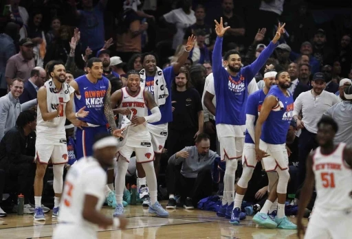 New York Knicks, 27 yıl sonra NBA finaline y&uuml;kseldi
