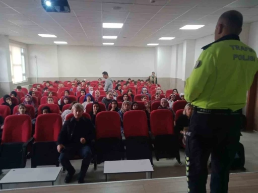 Niğde’de 406 öğrenciye trafik eğitimi verildi
