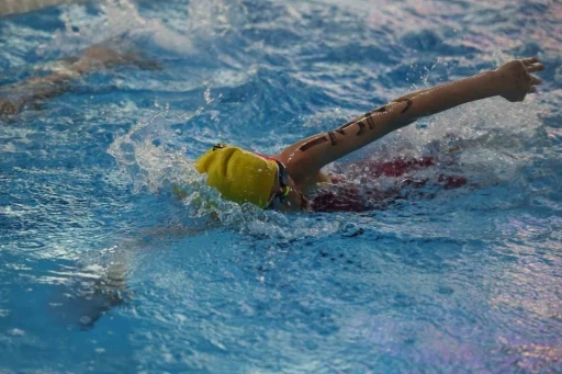 Niğde&rsquo;de aquathlon heyecanı yaşandı: 203 sporcu T&uuml;rkiye Şampiyonası bileti aldı
