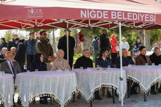 Niğde’de asırlık gelenek Yeşilburç Helva Şenliği coşkuyla gerçekleştirildi
