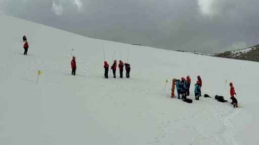 Niğde&rsquo;de &ccedil;ığ tatbikatı ger&ccedil;ekleştirildi
