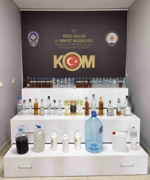 Niğde&rsquo;de ka&ccedil;ak alkol operasyonunda 3 tutuklama
