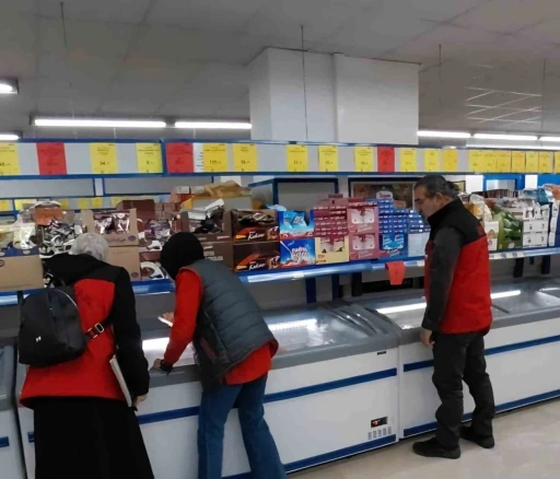 Niğde&rsquo;de Ramazan &ouml;ncesi marketlere sıkı denetim
