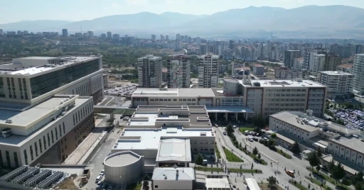 Niğde&rsquo;de sağlıkta b&uuml;y&uuml;k d&ouml;n&uuml;ş&uuml;m
