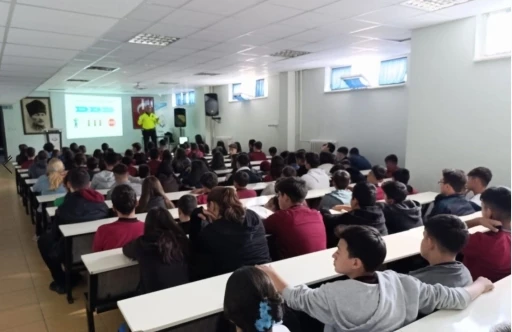 Niğde İl Emniyet Müdürlüğü’nden önleyici ve bilgilendirici faaliyetler
