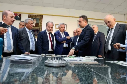 Niğde &Ouml;mer Halisdemir &Uuml;niversitesi İstanbul Sanayi Odası &uuml;yelerini ağırladı
