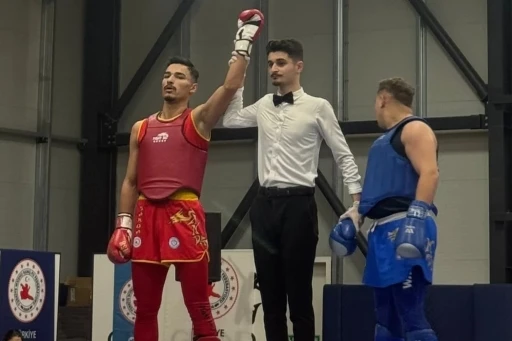 Niğdeli Sporcu Kutay Şimşek, Wushu Sanda T&uuml;rkiye şampiyonu oldu
