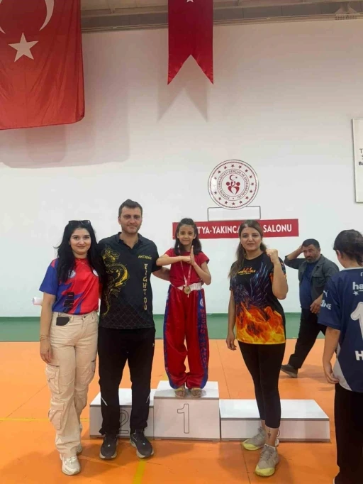 Niğdeli sporculardan Wushu Zafer Kupası’nda büyük başarı
