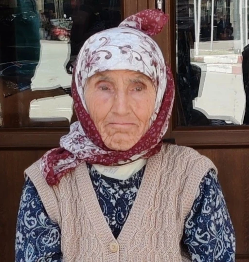 Nikfer Bezinin son ustalarından &Uuml;mm&uuml;han Apalı vefat etti
