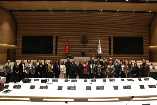 Nil&uuml;fer Belediyesi y&ouml;netim sistemi belgelerini yeniledi
