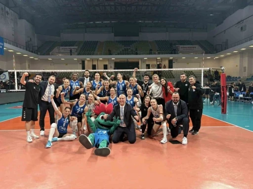 Nil&uuml;fer Belediyespor Eker evinde Beşiktaş&rsquo;ı 3-1 ge&ccedil;ti
