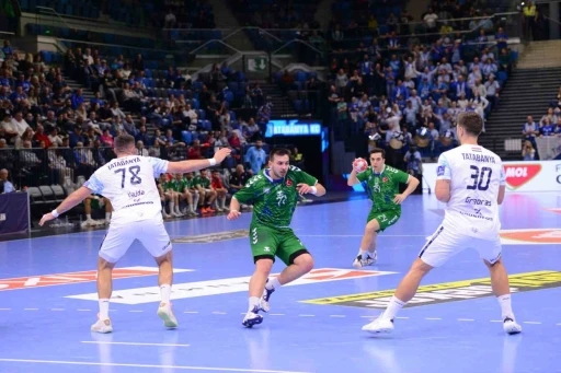 Nil&uuml;fer Belediyespor Macaristan&rsquo;dan avantajlı d&ouml;n&uuml;yor
