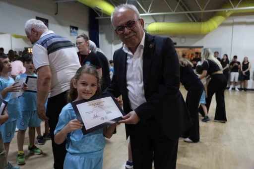 Nil&uuml;fer&rsquo;de sertifika heyecanı
