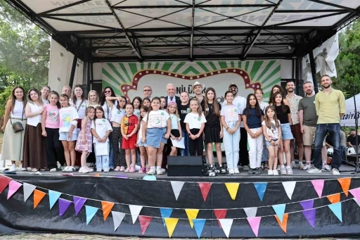 Nil&uuml;fer&rsquo;in &ccedil;ocukları sanatla buluştu
