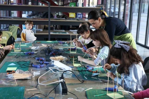 Nil&uuml;ferli &ccedil;ocukların tatili dolu dolu ge&ccedil;iyor
