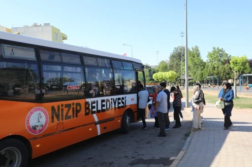 Nizip Belediyesi’nden YKS adaylarına ulaşım desteği
