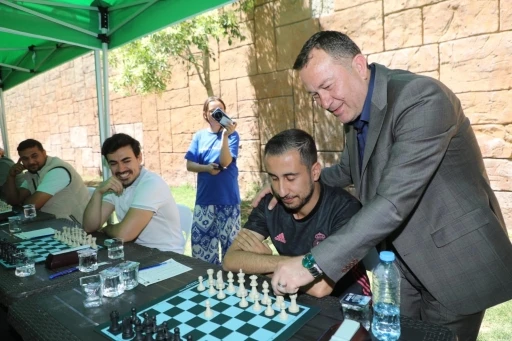 Nizip’te bahar satranç turnuvası coşkusu
