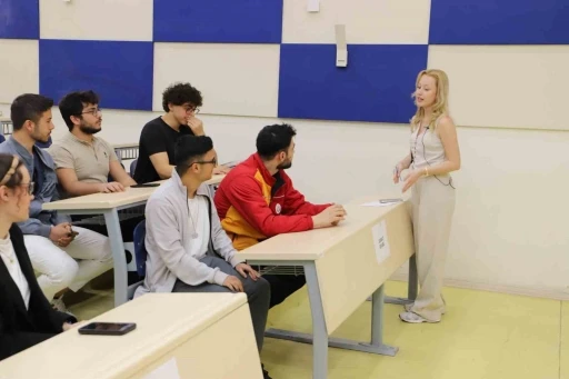 NÖHÜ öğrencilerinden bilgi ve eğlenceyi bir araya getiren etkinlik
