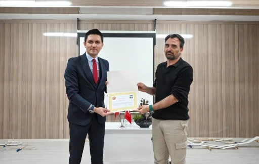 Nusaybin&rsquo;de "model u&ccedil;ak rehber &ouml;ğretmen tekam&uuml;l kursu" d&uuml;zenlendi
