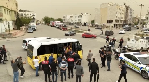 Nusaybin esnafından &quot;Polis Haftası&quot; kutlaması

