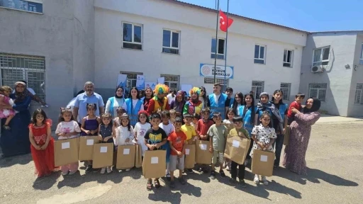 &rsquo;O g&ouml;n&uuml;ll&uuml; sensin&rsquo; projesi kapsamında g&ouml;n&uuml;ll&uuml;l&uuml;k faaliyetleri s&uuml;r&uuml;yor
