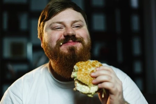 Fast-food tüketimi Obeziteye Davetiye Çıkarıyor