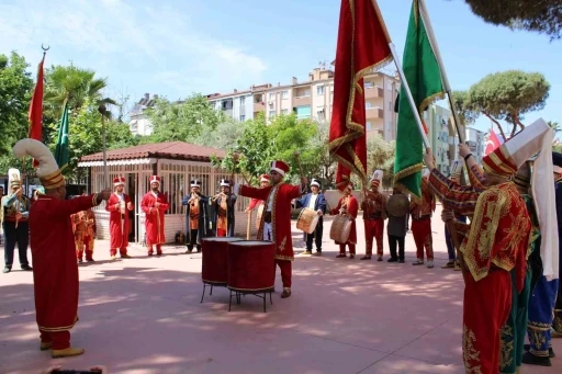 &Ouml;demiş&rsquo;te mesleki eğitim i&ccedil;in anlamlı kortej y&uuml;r&uuml;y&uuml;ş&uuml;

