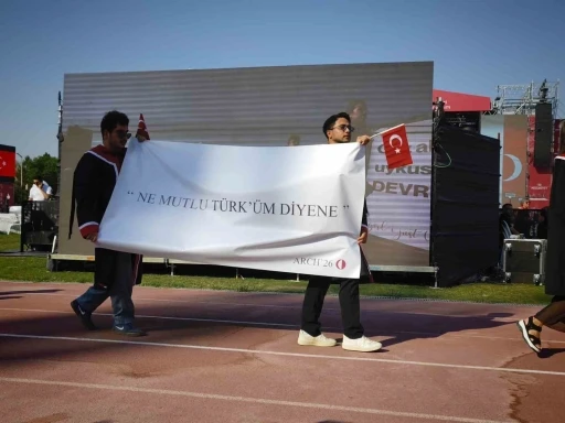 ODT&Uuml; Rekt&ouml;r&uuml; Prof. Dr. Yozgatlıgil: "D&uuml;nyanın ilk 100 &uuml;niversitesi arasına girme hedefi olan bir &uuml;niversite olmaktan &ccedil;ok mutluyuz"
