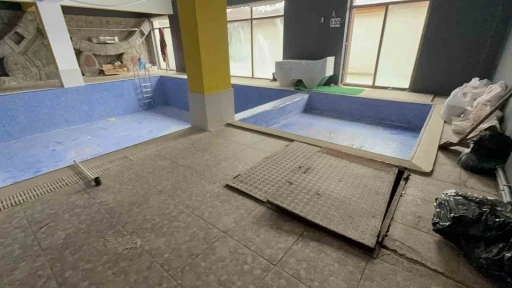 Oğluna da ismini verdiği babasını, baltayla &ouml;ld&uuml;rd&uuml;
