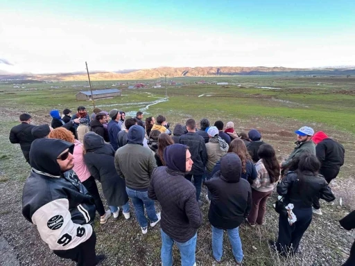 Öğrenciler, Bingöl’de fay hatlarını yerinde inceledi
