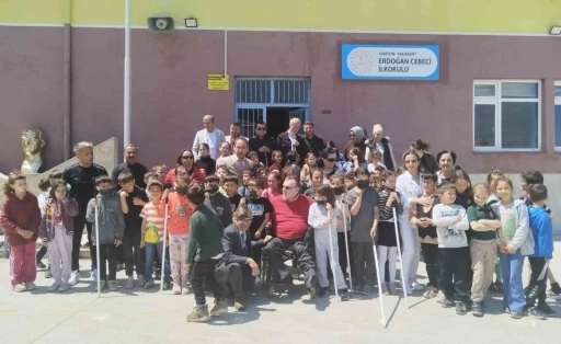 Öğrenciler engelli bireylerle empati köprüsü kurdu
